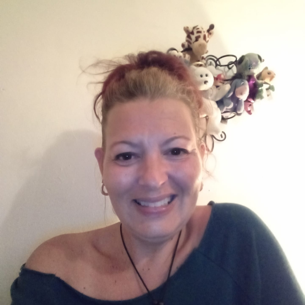 Meet your Posher, Angela